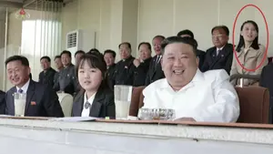 한때 '2인자'였는데…TV 화면에서 삭제당한 김여정