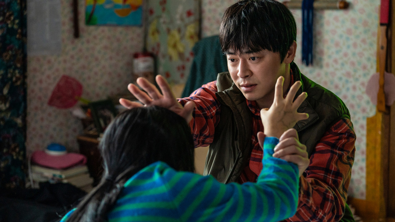 "가족, 반전, 조정석"…고전적 흥행 비결 녹인 '좀비딸'의 영리한 전략