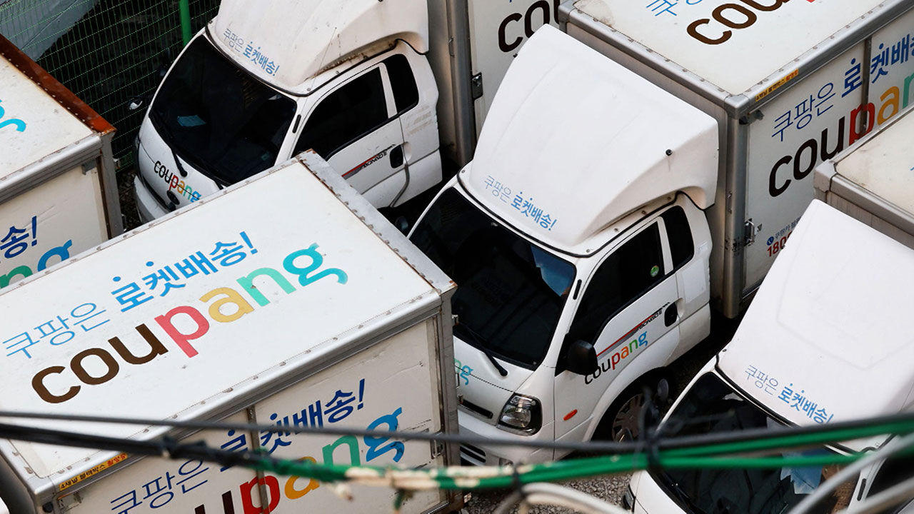 "쿠팡이 없어도 새벽은 온다" : 한밤의 격무에 대하여